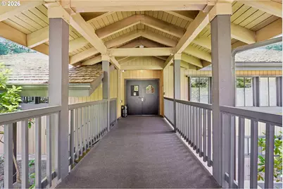 7726 SW Barnes Rd #B, Portland, OR 97225 - Photo 21