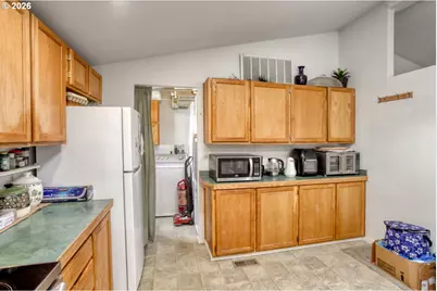 1901 SE Minter Bridge Rd, Hillsboro, OR 97123 - Photo 11