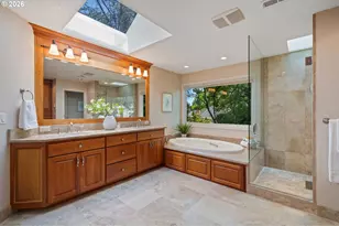 13852 Taylors Crest Ln, Lake Oswego, OR 97035 - Photo 23