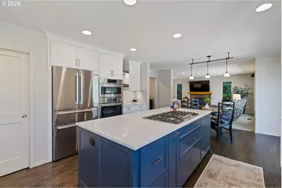 13852 Taylors Crest Ln, Lake Oswego, OR 97035 - Photo 11