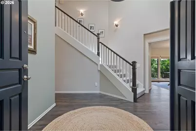 13852 Taylors Crest Ln, Lake Oswego, OR 97035 - Photo 3