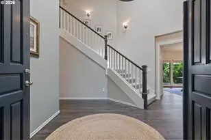 13852 Taylors Crest Ln, Lake Oswego, OR 97035 - Photo 3