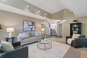 13852 Taylors Crest Ln, Lake Oswego, OR 97035 - Photo 5