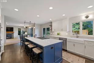13852 Taylors Crest Ln, Lake Oswego, OR 97035 - Photo 9