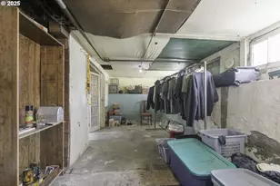 6131 SE 87th Ave, Portland, OR 97266 - Photo 29