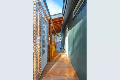 565 Shorepines Ct, Coos Bay, OR 97420 - Photo 31