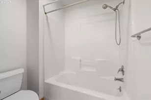 300 W 8th St, Vancouver, WA 98660 - Photo 21