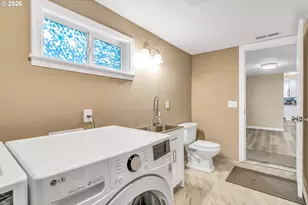 8516 N Calhoun Ave, Portland, OR 97203 - Photo 27