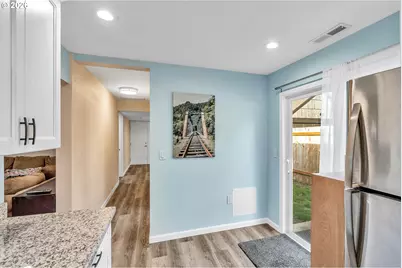 8516 N Calhoun Ave, Portland, OR 97203 - Photo 13