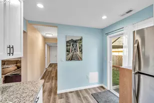 8516 N Calhoun Ave, Portland, OR 97203 - Photo 13