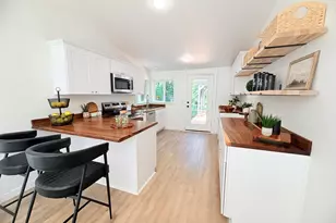 71 N Hobby Ct, Otis, OR 97368 - Photo 9