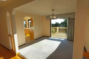 10787 SE 96th Ct, Happy Valley, OR 97086 - Photo 7