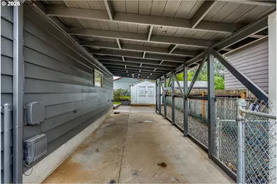 945 Cornell Ave, Gladstone, OR 97027 - Photo 39