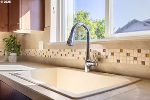 13905 SW Meridian St, Beaverton, OR 97005 - Photo 11