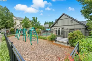 8100 NE Miriam Way, Hillsboro, OR 97006 - Photo 19