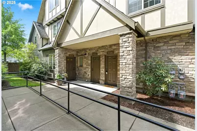 8100 NE Miriam Way, Hillsboro, OR 97006 - Photo 17