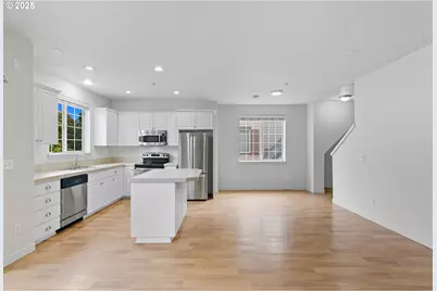 8100 NE Miriam Way, Hillsboro, OR 97006 - Photo 7