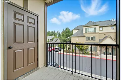 8100 NE Miriam Way, Hillsboro, OR 97006 - Photo 9