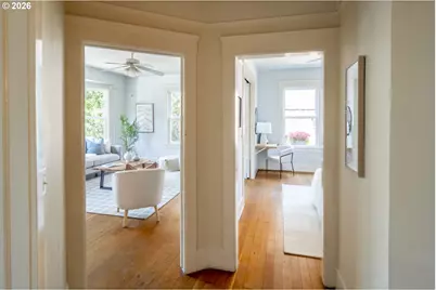 2127 NW Irving St #105, Portland, OR 97210 - Photo 19