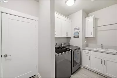 6302 SE McInnis St, Hillsboro, OR 97123 - Photo 23