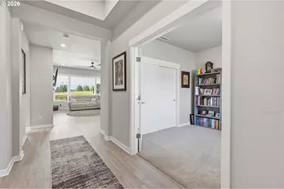 6302 SE McInnis St, Hillsboro, OR 97123 - Photo 3