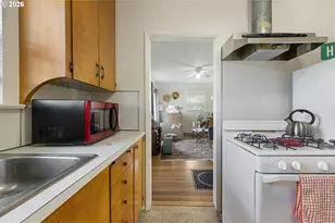 1810 N McClellan St, Portland, OR 97217 - Photo 11