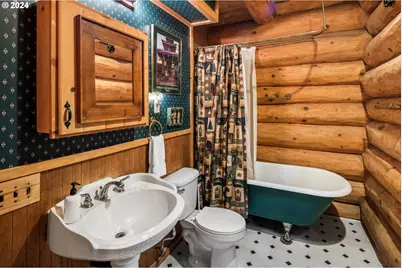 58200 E Marmot Rd, Sandy, OR 97055 - Photo 35