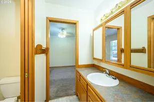 1411 NE Logan St, McMinnville, OR 97128 - Photo 21