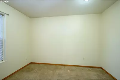 1411 NE Logan St, McMinnville, OR 97128 - Photo 35