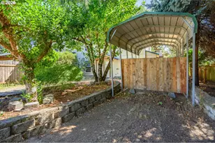 1411 NE Logan St, McMinnville, OR 97128 - Photo 47