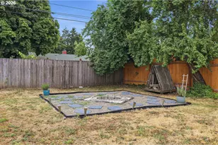 1427 Mill St, Springfield, OR 97477 - Photo 39
