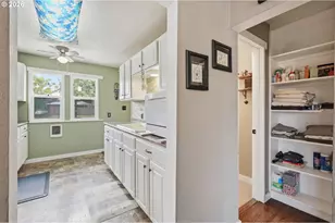 1427 Mill St, Springfield, OR 97477 - Photo 17