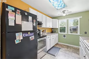 1427 Mill St, Springfield, OR 97477 - Photo 11