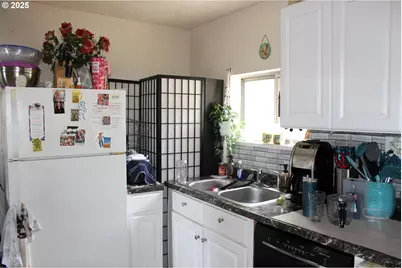 831 Place St, Baker City, OR 97814 - Photo 5