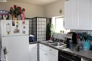 831 Place St, Baker City, OR 97814 - Photo 5