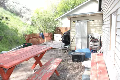 831 Place St, Baker City, OR 97814 - Photo 13