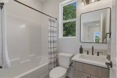 6189 N Albina Ave #1, Portland, OR 97217 - Photo 11