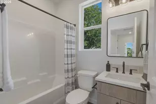 6189 N Albina Ave, Portland, OR 97217 - Photo 11