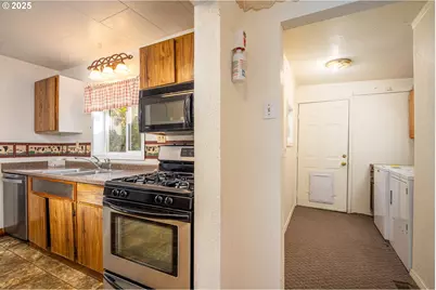 177 SE Egbert Ave, Siletz, OR 97380 - Photo 27