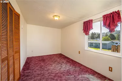 177 SE Egbert Ave, Siletz, OR 97380 - Photo 13