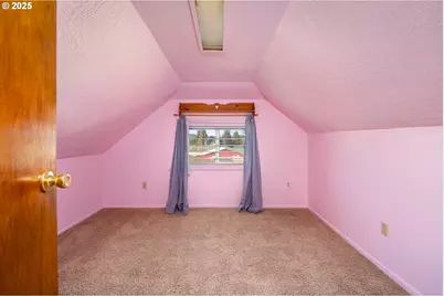 177 SE Egbert Ave, Siletz, OR 97380 - Photo 21