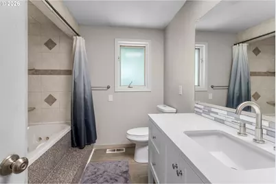 2021 SE Hale Dr, Gresham, OR 97080 - Photo 19