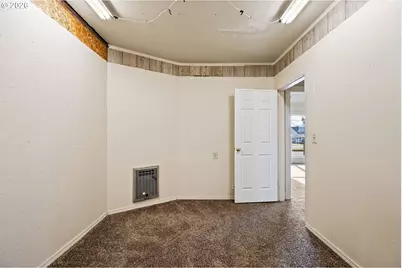 2669 Edison St, Eugene, OR 97402 - Photo 19