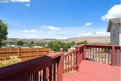 2318 E 13th St, The Dalles, OR 97058 - Photo 21