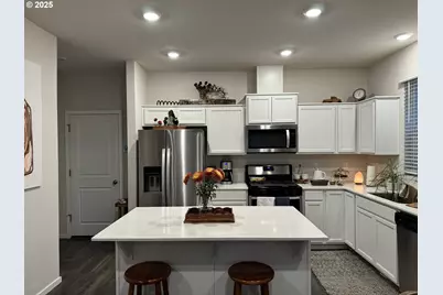 861 N 19th Ave, Cornelius, OR 97113 - Photo 7