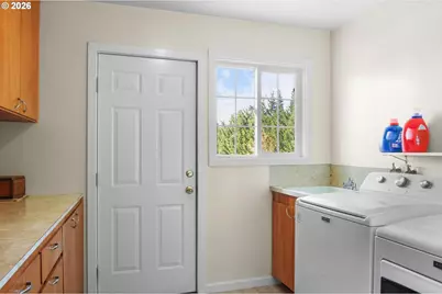 38225 Mount Hope Dr, Lebanon, OR 97355 - Photo 25