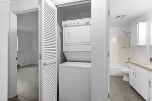 604 S California St, Portland, OR 97219 - Photo 17