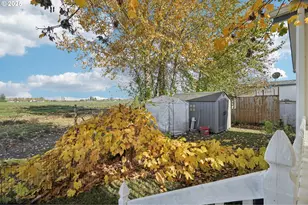 1999 Jansen Way, Woodburn, OR 97071 - Photo 27