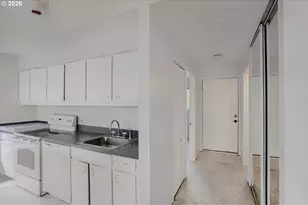 4 Touchstone, Lake Oswego, OR 97035 - Photo 15