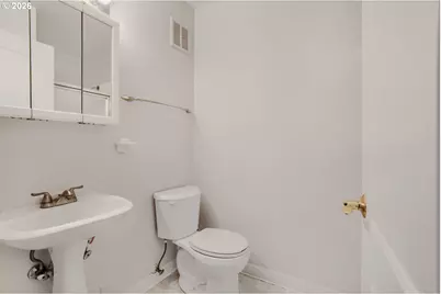 4 Touchstone #109, Lake Oswego, OR 97035 - Photo 23